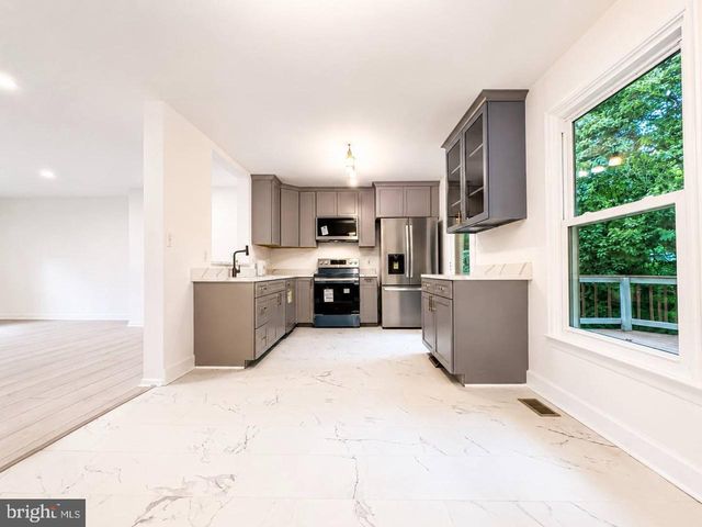 3623 SILVER SPRUCE CIR, Burtonsville, MD 20866
