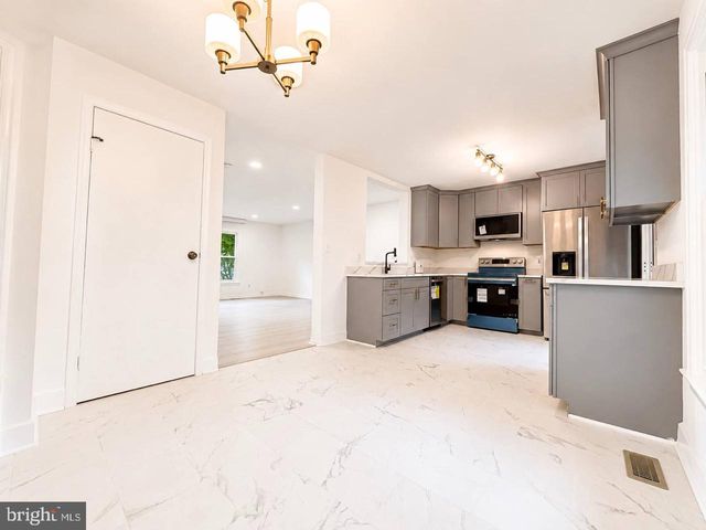 3623 SILVER SPRUCE CIR, Burtonsville, MD 20866