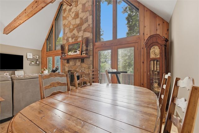 717 Zubal Rd, Washington Twp, PA 15613