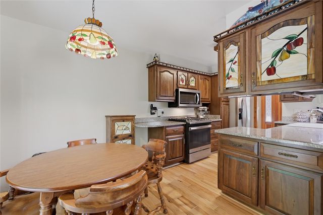 717 Zubal Rd, Washington Twp, PA 15613