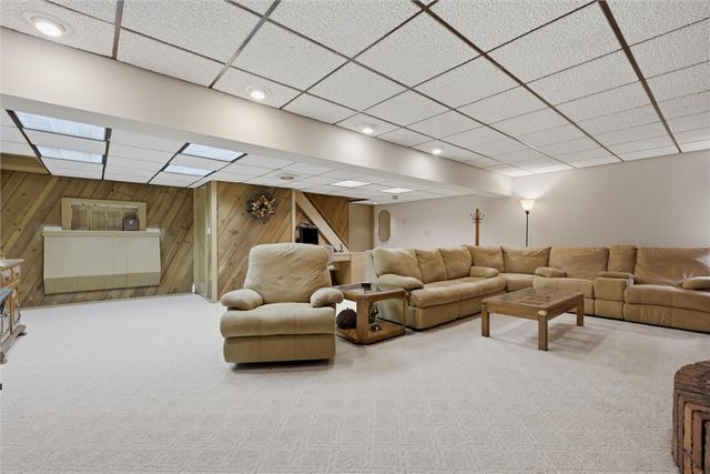 717 Zubal Rd, Washington Twp, PA 15613
