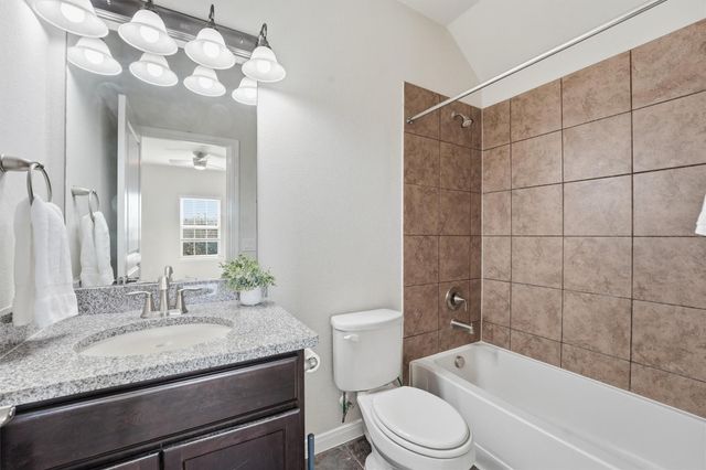 24630 Emerald Pool Falls Drive, Tomball, TX 77375