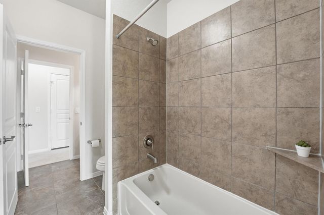 24630 Emerald Pool Falls Drive, Tomball, TX 77375