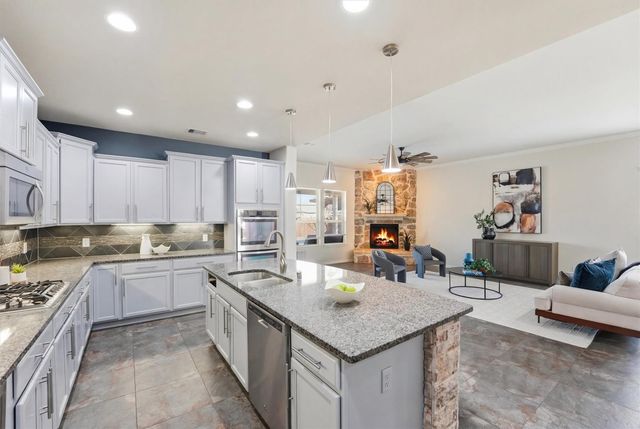 24630 Emerald Pool Falls Drive, Tomball, TX 77375