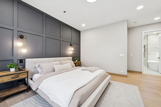 466 N Paulina Street PH-402, Chicago, IL 60622