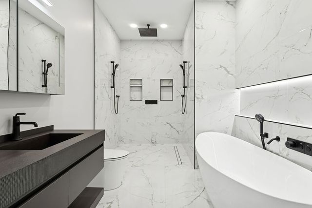 466 N Paulina Street PH-402, Chicago, IL 60622