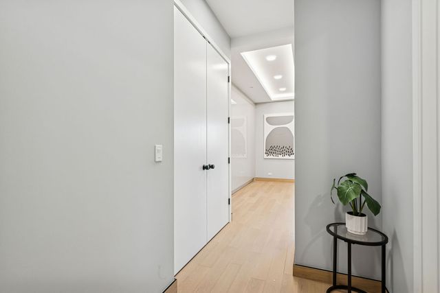 466 N Paulina Street PH-402, Chicago, IL 60622