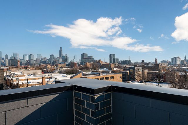 466 N Paulina Street PH-402, Chicago, IL 60622