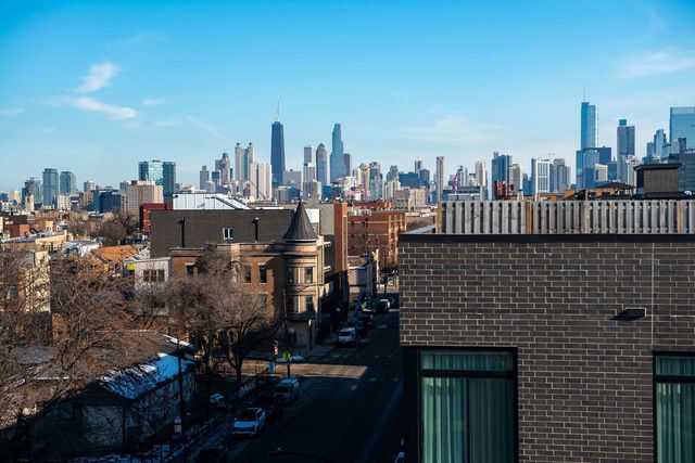 466 N Paulina Street PH-402, Chicago, IL 60622