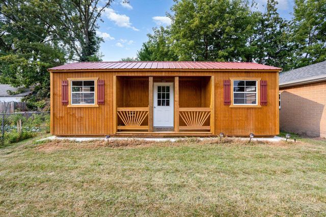 3131 Parkwood Avenue, Saginaw, MI 48601