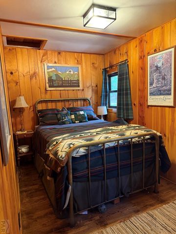 82 Goldhill Drive, Rye, CO 81069