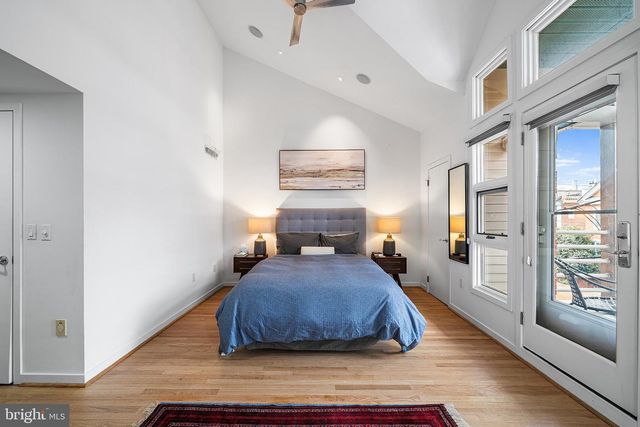 114 BAINBRIDGE ST, Philadelphia, PA 19147