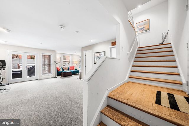 114 BAINBRIDGE ST, Philadelphia, PA 19147