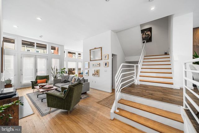 114 BAINBRIDGE ST, Philadelphia, PA 19147