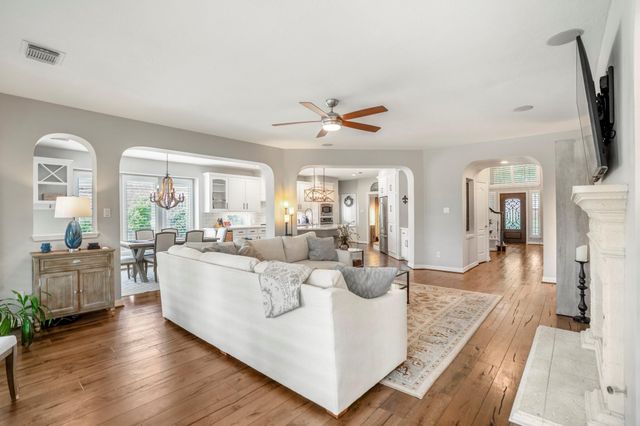 9707 Blue Cruls Way, Spring, TX 77379