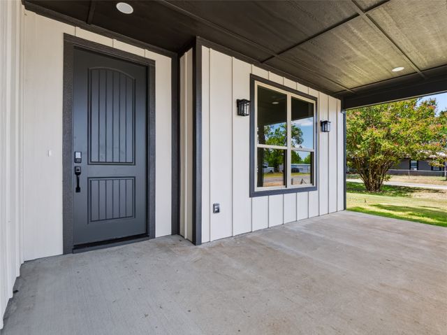 52 Graves Circle, Pottsboro, TX 75076