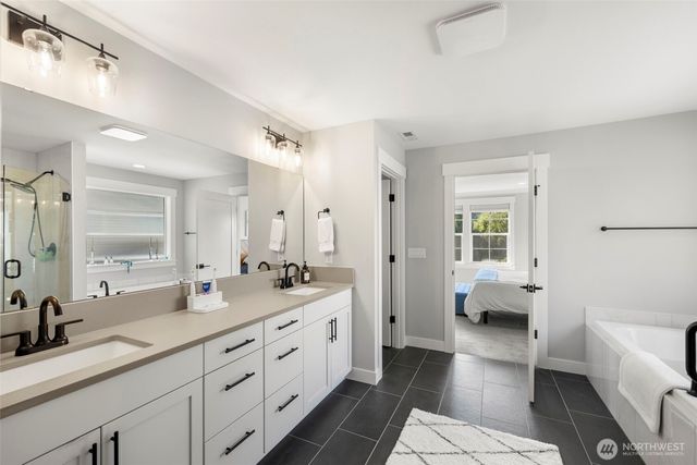 6112 Harbor Inlet Lane NW, Bremerton, WA 98311