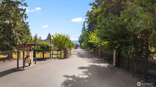 6112 Harbor Inlet Lane NW, Bremerton, WA 98311