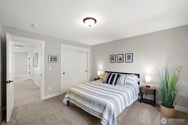 6112 Harbor Inlet Lane NW, Bremerton, WA 98311