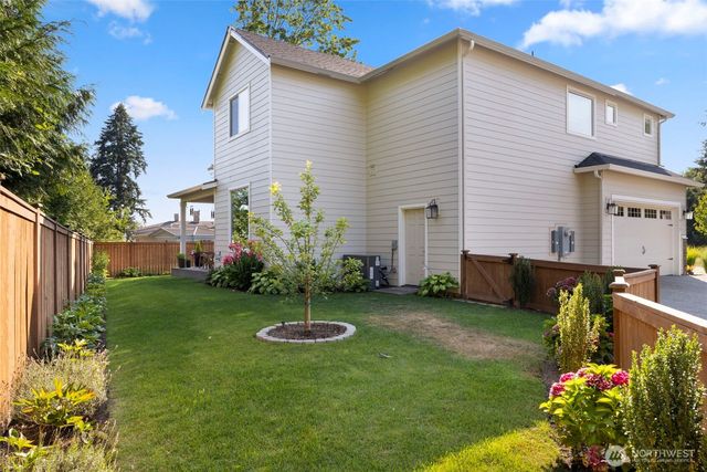 6112 Harbor Inlet Lane NW, Bremerton, WA 98311