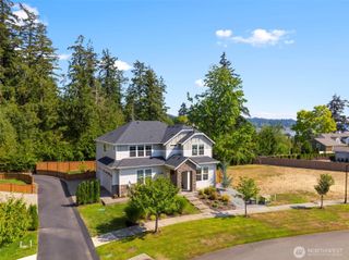 6112 Harbor Inlet Lane NW, Bremerton, WA 98311