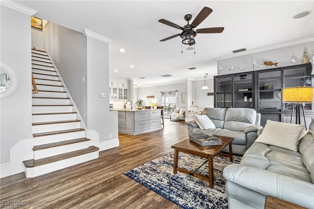 2006 Willow Branch DR, Cape Coral, FL 33991