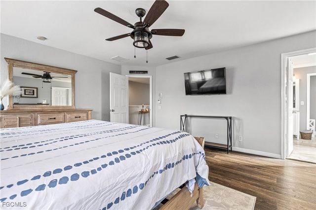 2006 Willow Branch DR, Cape Coral, FL 33991