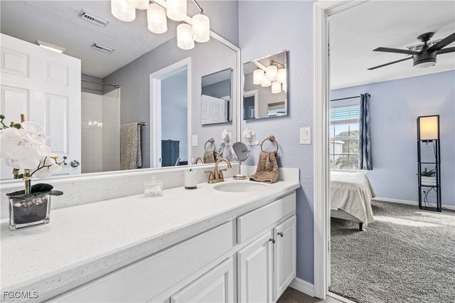 2006 Willow Branch DR, Cape Coral, FL 33991