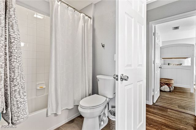 2006 Willow Branch DR, Cape Coral, FL 33991