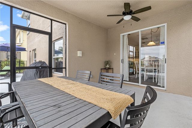 2006 Willow Branch DR, Cape Coral, FL 33991