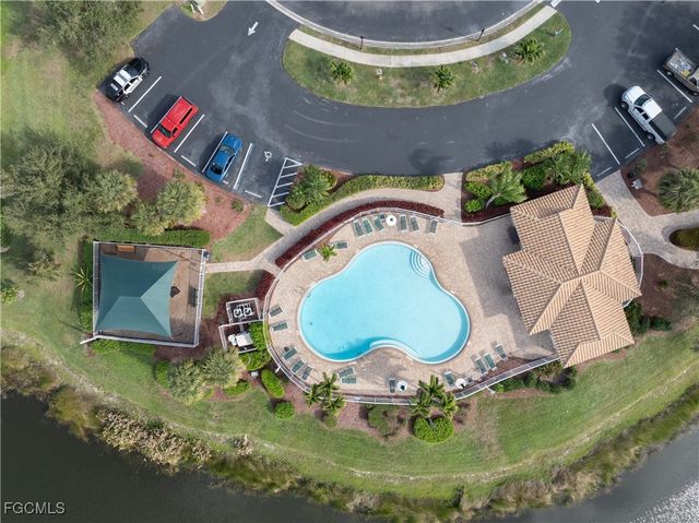 2006 Willow Branch DR, Cape Coral, FL 33991