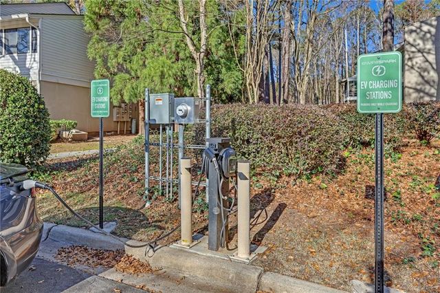 1211 Wingate Way, Atlanta, GA 30350
