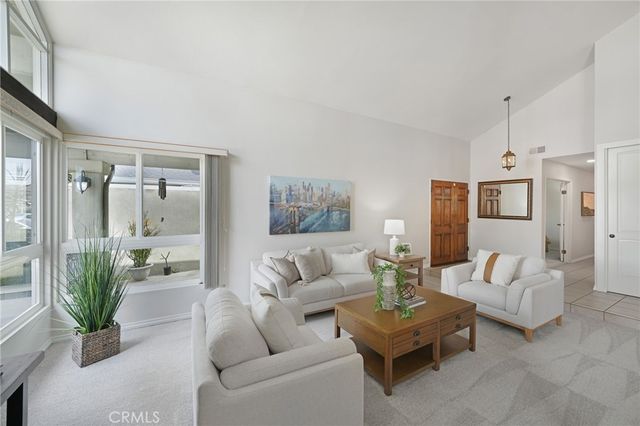 16672 Bolero Ln, Huntington Beach, CA 92649