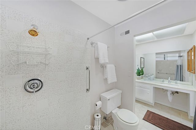 16672 Bolero Ln, Huntington Beach, CA 92649
