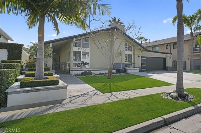16672 Bolero Ln, Huntington Beach, CA 92649