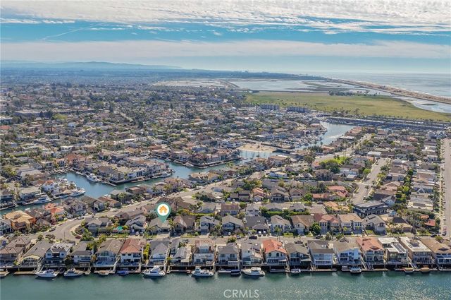 16672 Bolero Ln, Huntington Beach, CA 92649
