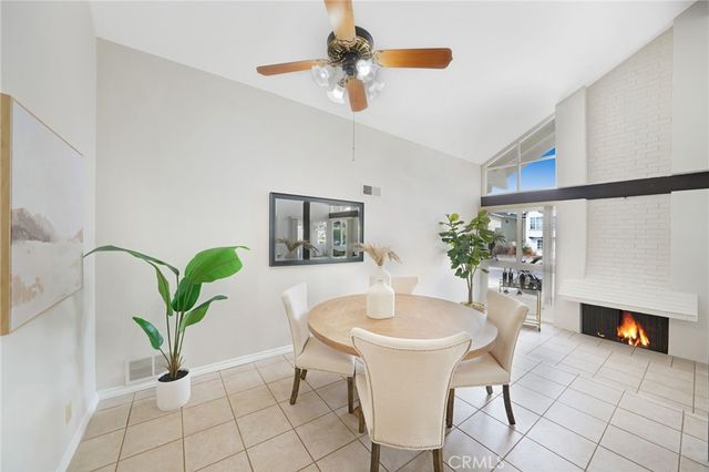 16672 Bolero Ln, Huntington Beach, CA 92649
