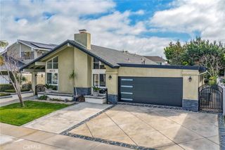 16672 Bolero Ln, Huntington Beach, CA 92649
