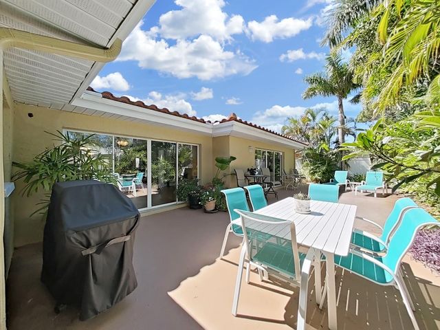 6601 RENALDO WAY S, St Petersburg, FL 33707