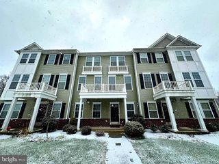 20 CANTER PL, Chesterfield, NJ 08515