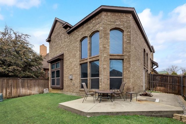 8408 La Fontaine Drive, North Richland Hills, TX 76182
