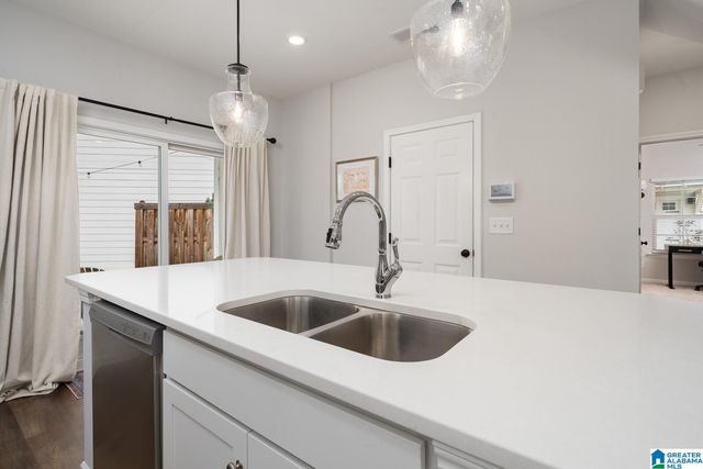 141 PALMER COVE, Birmingham, AL 35242