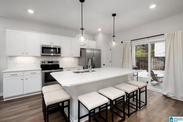 141 PALMER COVE, Birmingham, AL 35242