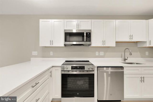 1753 W STREET C, Washington, DC 20020