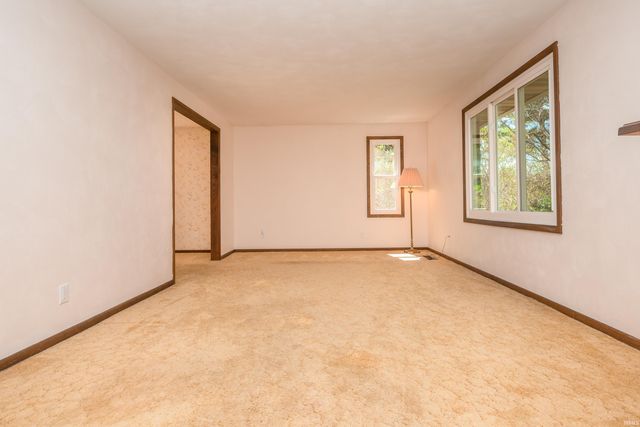 5090 N County Road 925 W, Yorktown, IN 47396