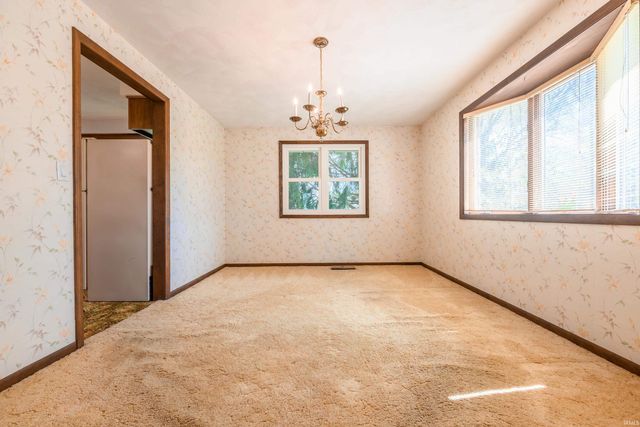 5090 N County Road 925 W, Yorktown, IN 47396