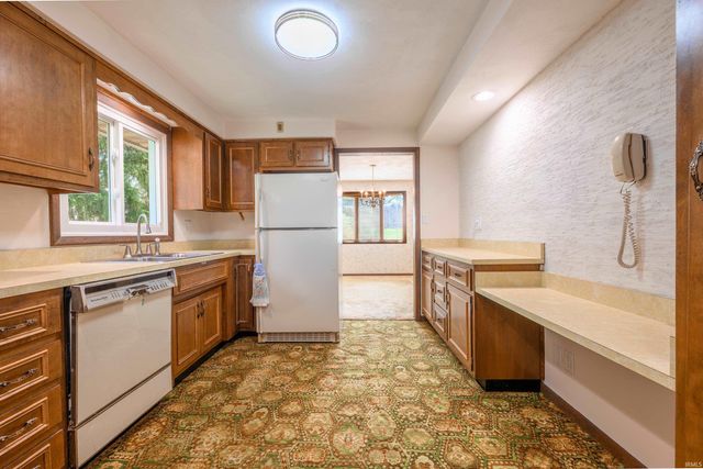 5090 N County Road 925 W, Yorktown, IN 47396