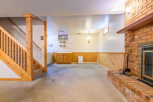 5090 N County Road 925 W, Yorktown, IN 47396