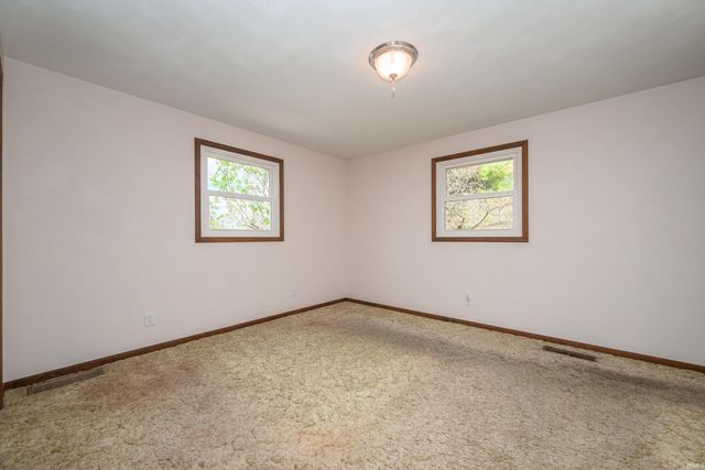 5090 N County Road 925 W, Yorktown, IN 47396