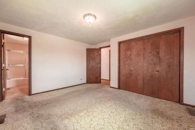 5090 N County Road 925 W, Yorktown, IN 47396